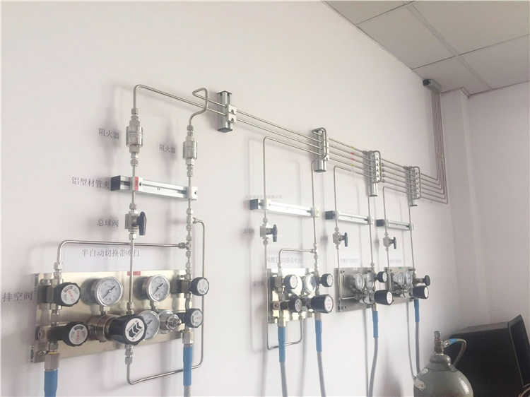 海南藏族实验室供电系统